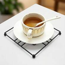 3 Pcs / 6 Pcs Iron‑Wood Spliced Heat‑Resistant Mats, Hollow Iron Frame For Heat Dissipation, Holds Hot Pots, Kettles And Cups, Suitable For Dining Tables, Kitchen Countertops For Placing Hot Pots, Kettles, Cups And Tableware - Multicolor - View 5