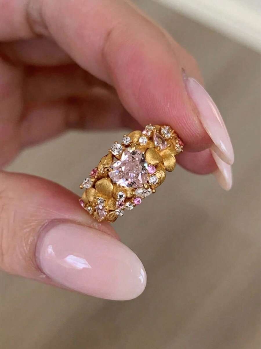1pc Fashionable Elegant Heart-Shaped Copper Zirconia Design Ring, Versatile Daily Wear, Girlfriend Gift - Yellow Gold - View 1