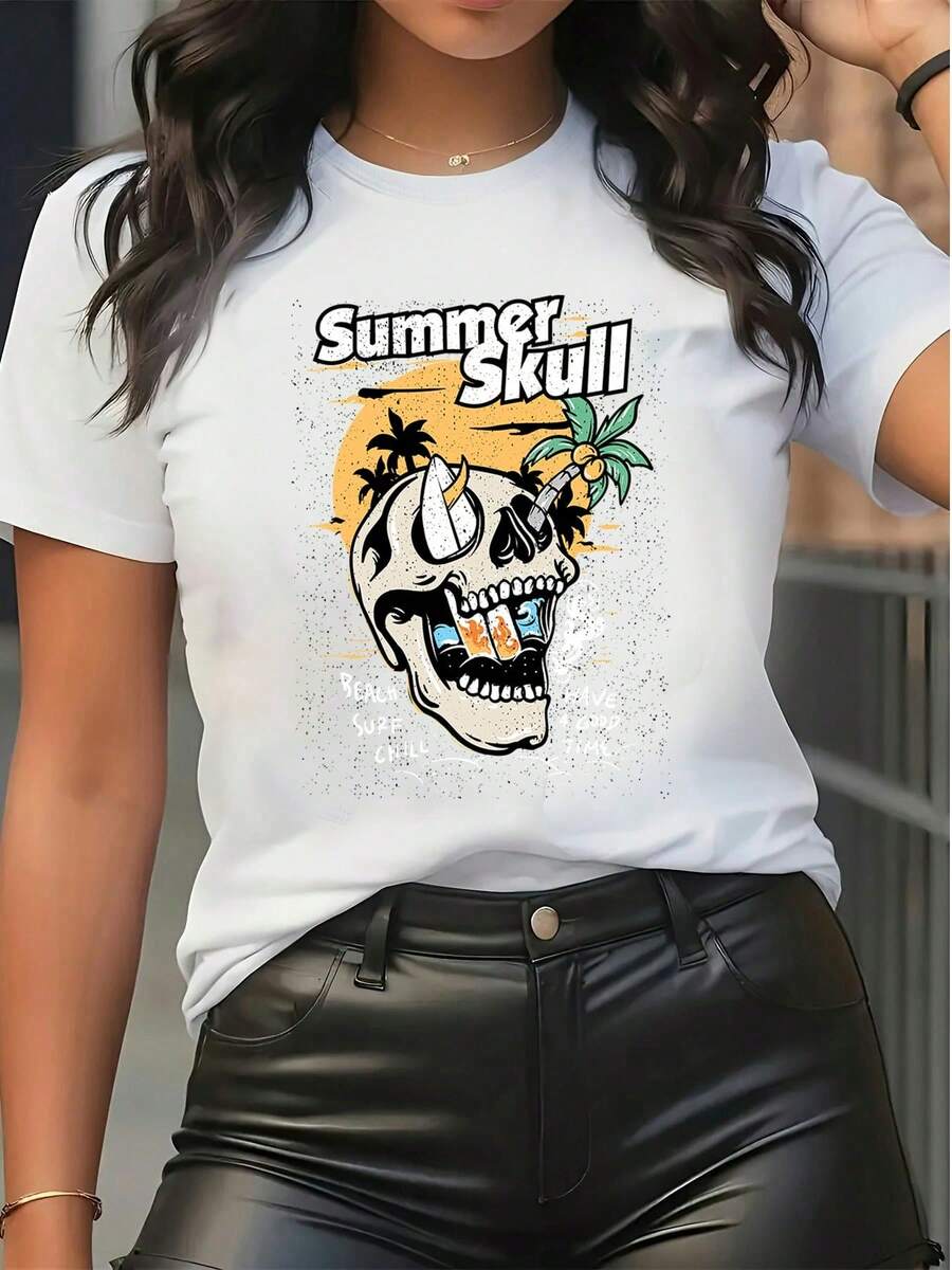 Casual Oversized Women's T-Shirt, Summer Skull Graphic Print With Palm Trees, Retro Grunge Style, Halloween Motif, Summer Beach Casual Top