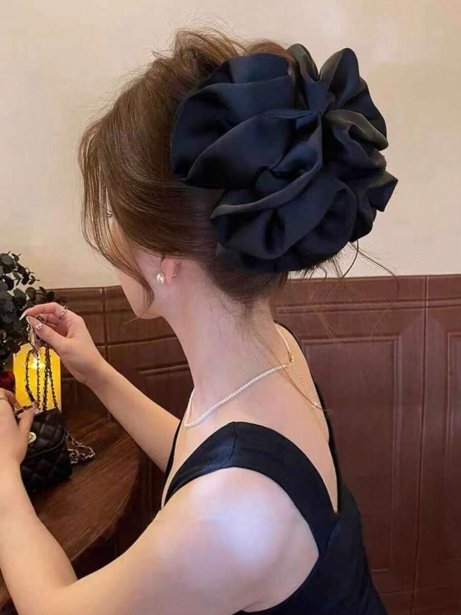 1pc Solid Black Cloud Pleated Bow Hair Claw, Sweet Style For Women, Suitable For Daily Wear - Black - View 1