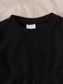 2pcs Baby Girl Minimalist Casual Solid Color Round Neck Ruffle Hem Long Sleeve Top And Slim Fit Long Pants Set, Spring/Autumn - Black - View 4