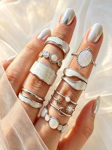 8pcs Fashion Old Money Style Star Moon Sun Oil Drop Rings Set, Asymmetrical Exaggerated Geometric Pattern Stackable Accessories Jewelry For Women, Daily Wear, Dating, Party, Versatile Matching, Perfect Gift For Birthday, Female Friends, Halloween, Christmas - Drip Oil Ring Set - View 3