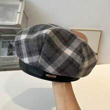 Boina de lana a cuadros vintage, sombrero de estilo francés versátil de gran circunferencia de cabeza para mujer, sombrero retro de pintor, gorra de estilo británico que realza la atmósfera y estiliza el rostro, gorra de estilo old money con letra metálica y forma octagonal - Mariposa - Ver 7