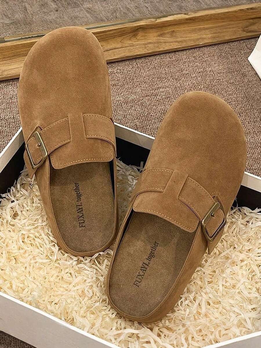 Women Athletic & Outdoor Sandals & Slides