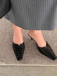 法式優雅仙女風低跟包頭涼鞋 女款 2025 春夏新款 後口尖頭鞋 - 黑色 - 查看 5