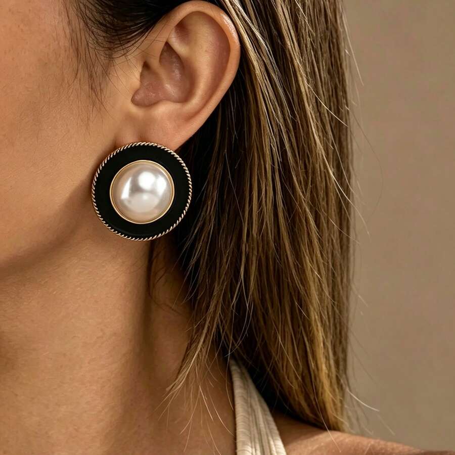 2pcs Women's Vintage Round Pearl Stud Earrings, Black Enamel With Gold ...