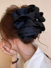 1pc Solid Black Cloud Pleated Bow Hair Claw, Sweet Style For Women, Suitable For Daily Wear - Black - View 3
