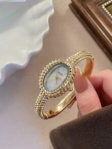 1件女款金色橢圓手鍊石英手錶，白色錶盤，鉚釘紋理錶圈，適合日常配戴與派對 - 金色 - 查看 3
