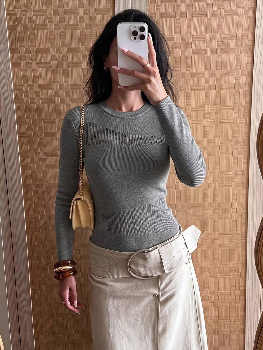 Minimalist Solid Color Slim Fit Knit Sweater, Grey Full Body Vertical Ribbed Texture, Regular Shoulder Long Sleeve Ribbed Neckline, Versatile Daily Pullover Sweater, Suitable For Office, Casual Outings, Dates - Grey - View 1
