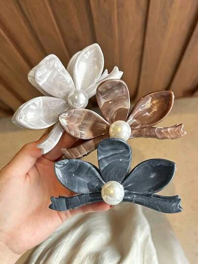 3pcs/1pc Women's 9cm/3.54in Black White Yellow Petal-Shaped Marble Pattern Tie Dye Lightweight Plastic Hair Clips Fashion Versatile High-End Elegant Elegant Minimalist Style Solid Color Hair Claws Hair Accessories Suitable For Daily Wear Outings Casual Parties Commuting Vacation Tying Hair Ponytail Binding Hair Updo Washing Face Bathing Makeup Matching Clothes Use Accessories Hair Ornaments Hair Clips
