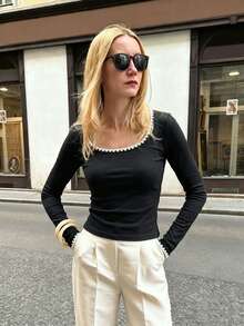 VIBEWAVE Black Large U-Neck Contrast Lace Ribbed Slim Fit Long Sleeve T-Shirt For Women, French Minimalist Commuter Style, Early Autumn Slimming Inner Layer Top - Black - View 4