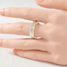 Vintage Feather Pattern Women's Ring, Suitable For Daily Commute Wear, A Low-Key Textured Choice - Silver - View 3