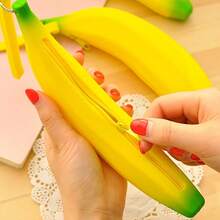 1pc Creative Banana Zipper Coin Purse, Handheld Banana Coin Wallet, Realistic Fruit Decor - Yellow - View 1