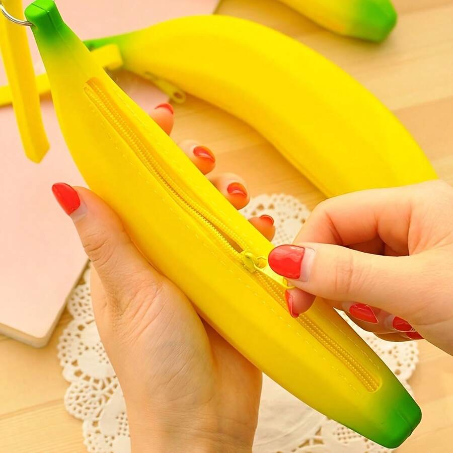 1pc Creative Banana Zipper Coin Purse, Handheld Banana Coin Wallet, Realistic Fruit Decor - Yellow - View 1