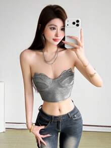 女款亮面抹胸短版上衣，華麗無袖露背針織中彈力上衣，適合夜生活穿搭 - 銀色 - 查看 10