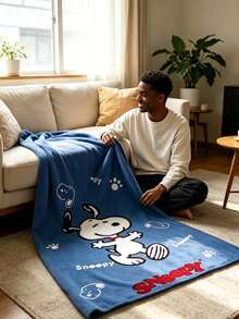 Snoopy White Background Big Head Multi-Character Cartoon Dog Print Flannel Throw Blanket, Graffiti Pattern, Soft And Comfortable, Suitable For Sofa, Bedroom And Daily Home Decor - Multiple Styles - View 8