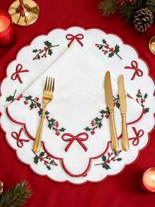 1/2/4pcs Holiday Party Decoration Napkins, Christmas Home Dinner Table Matching Creative Scene Arrangement Decorative Fabric Napkins - White - View 2