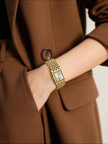 1pc Women's Minimalist Fashion Business Quartz Wrist Watch With Roman Numeral Scale, Suitable For Daily Wear - White - View 4
