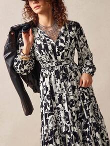 Rusttydustty Plus Size Women's Black & White Floral Print Long Dress, Long Sleeve V-Neck Layered Bohemian Style Autumn/Winter Dress, Suitable For Halloween - Black and White - View 2