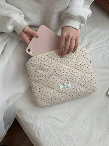 Korean Style Floral Quilted Laptop Sleeve, Multi-Size Shock-Resistant Inner Bag, Made Of Soft Quilted Fabric, Fresh & Minimalist, Double Zipper Opening With Thick Cushion Layer, Can Store Laptop, Tablet, Phone And Other Digital Devices, Available In 11/13/15 Inch Sizes, Suitable For Students, Commuters, Daily Commute And Business Travel - White - View 13