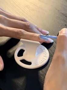 1 Holder Anti-Tip Silicone Nail Polish Organizer Dock, Portable Non-Slip Nail Art Bottle Base Stand, DIY Manicure Care Tool - A - View 1