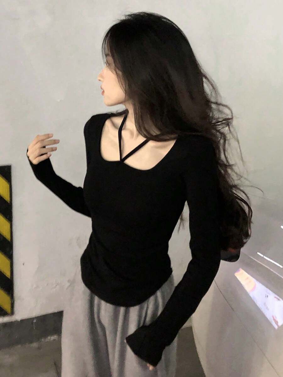 女款純色掛脖圓弧下擺T恤 - 黑色 - 查看 1