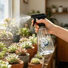 Garrafa Borrifadora com Gatilho Vazia com Estampa de Lírio Branco com Botões e Folhas, Borrifador Recarregável para Limpeza Doméstica e Plantas - Multicolorido - Visão 5