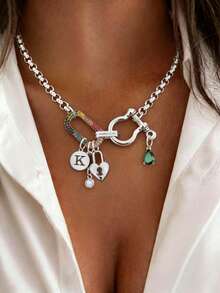 1pc Silver Letter Necklace, Luxury Oval Double Buckle Heart-Shaped Lock Diamond Pendant Necklace, Exquisite Holiday Party Gift For Women - Silver - View 3