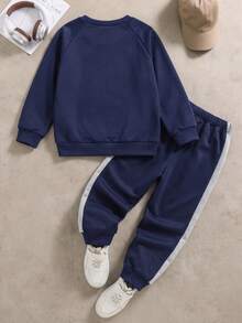 2pcs/Set Boys Casual Fashion Street Minimalist Retro College Style Colorblock Letter Print Graphic Crew Neck Long Sleeve Sweatshirt & Sweatpants Set, Autumn/Winter - Royal Blue - View 2