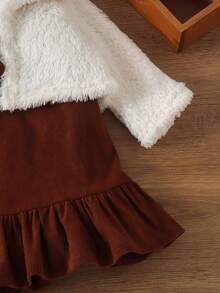 2pcs Baby Girl Vintage Forest Sweet Style 3D Bow Beige Fuzzy Jacket & Sleeveless Mermaid Dress Set, Autumn/Winter - Beige - View 6