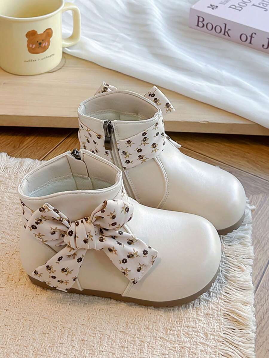 Sepatu Bot Pendek Gaya Korea Model Terbaru 2026 untuk Anak Perempuan, Versi Manis, Hangat & Nyaman, Anti Selip, Pilihan Serbaguna - Krem - View 1
