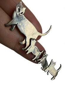 1pc Cute Cat Family Brooch, Women's Lapel Pin, Fashionable Women's Jewelry - Multicolor - View 4