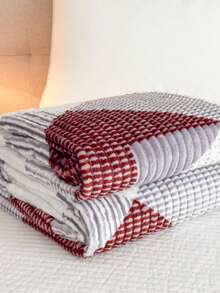 1pc Grey Geometric Plaid Pattern Blanket Throw Bedspread, Soft And Comfortable Blanket For Home Decor, Suitable For Bed, Sofa, Office, Room Decoration, Dorm, Machine Washable, Suitable For Spring And Autumn Use - Grey - View 4