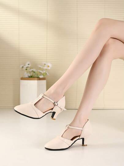 Women's Latin Dance Shoes Cross-Strap Chunky Heel Dance Shoes – Elegant Vintage Mid-Heel Suede Sole Pumps With Buckle