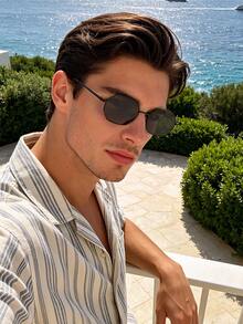 1 Pair Men's Fashion Geometric Pattern Sunglasses, Perfect Blend Of Modern Style And Personalized Charm, Suitable For Vacation, Party, Daily Wear, Fits All Face Shapes - 1pc Black Frame Gray Film - View 4