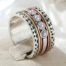 Vintage Multi-Layer Hammered Texture Ring, Round Faux Pearl Inlaid Wide Band - Silver - View 3