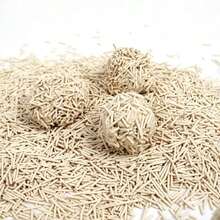 Arena para gatos de tofu, 24 litros por bolsa, 4 bolsas en total. Se aglomera fácilmente, controla los olores sin generar polvo y viene en varios aromas. Imprescindible para hogares con varios gatos y para quienes buscan abastecerse. - 24L - Ver 6