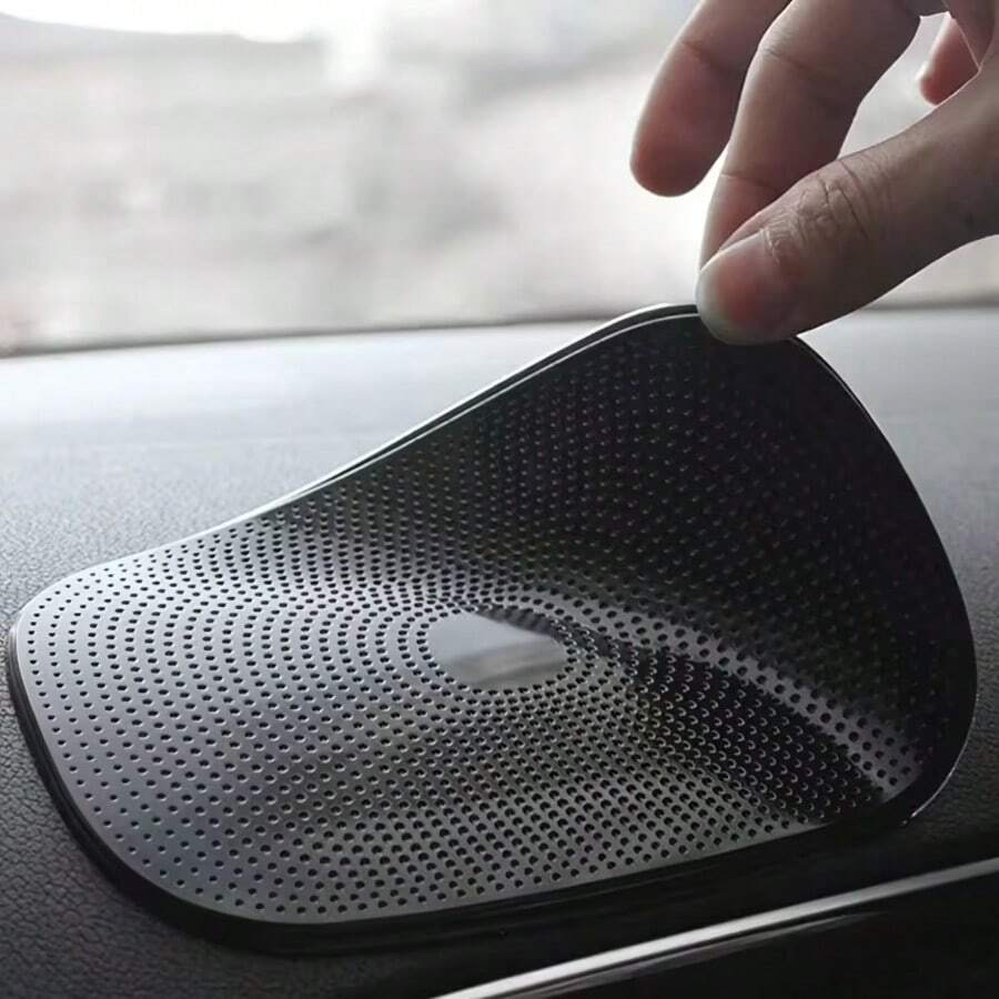 1pc Car Dashboard Anti-Slip Mat, Heat-Resistant Car Phone Center Console Storage Pad, Creative Car Decor, Phone Glasses Keys Anti-Slip Pad, Durable Car Dashboard Anti-Slip Holder, Car Interior Accessories