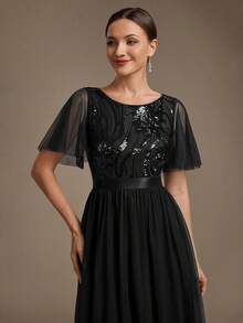 EVERPRETTY Elegant Luxury Heavy Embroidery Sequin Mesh Patchwork Ruffle Sleeve A-Line Black Formal Evening Gown Suitable For Evening Party Wedding Guest - Black - View 3