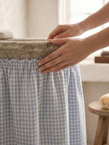 1/2pcs Light Blue And White Plaid Washbasin Skirt, Fresh Pastoral Style Fabric Material, Rectangular Top Pleated And Bottom Light Blue Ruffle Hem Splicing Detail, Conceal Washbasin Pipes And Decorative Beautification Function, Suitable For Bathroom Daily Arrangement And Fresh Home Decor Scenes - Blue - View 5