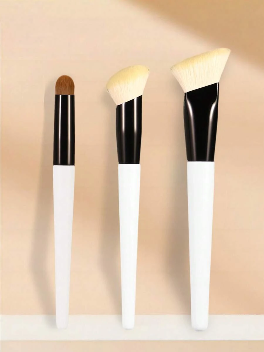 3pcs Makeup Brush Set, Includes Foundation Brush, Contour Brush, Concealer Brush, Suitable For Bronze Cream Foundation Application, Contour Powder Brush, Concealer Brush For Delicate Blending, Multi-Purpose Makeup Tools, Perfect For Beginner Makeup Artists