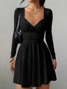 Sexy Fashion V-Neck Ruched Waist Ruffle Hem Long Sleeve Mini Dress, Spring/Summer New Arrival Black Elegant - Black - View 7