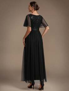 EVERPRETTY Elegant Luxury Heavy Embroidery Sequin Mesh Patchwork Ruffle Sleeve A-Line Black Formal Evening Gown Suitable For Evening Party Wedding Guest - Black - View 5