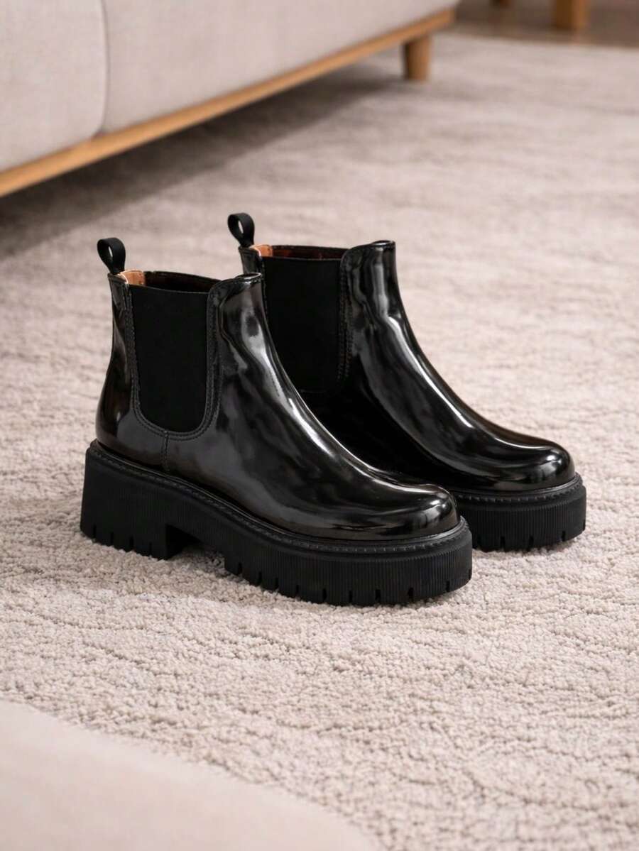Women Ankle Boots & Booties - Black - View 1