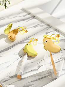 Yellow Banana-Shaped Toothbrush Holder With Small Banana-Shaped Toothpaste Portable Storage Box, Travel Storage Portable Tool, Toothbrush Head Protective Clip, Toothbrush Storage Clip, Toothbrush Dust-Proof Protective Cover, Toothpaste Holder, Portable Design Easy To Carry, Dust-Proof Lid, Suitable As Gift For Couples, Friends, Family, Teachers, Travel Enthusiasts, Home, Dorm, Vacation Essential, Suitable For Birthday Gift, Back To School Gift, Wedding Accessory, Spring And Summer Essential - Multicolor - View 4