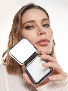 KIKO Milano INVISIBLE TOUCH Perfecting Finishing Powder, Lightweight Setting Powder, Matte Oil Control, Soft Focus Pores And Glow, Long-Lasting Smooth Makeup Effect, Suitable For Daily Use, Gift - 7.5g - View 8
