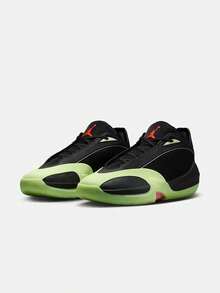 Nike Sepatu Basket Pria JORDAN TRIANGLE - Hitam/Merah-Hijau - View 3