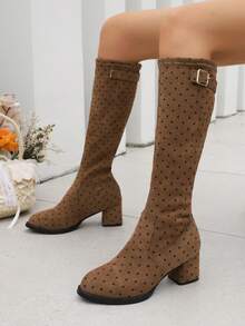 Sepatu Bot Setinggi Lutut Wanita Motif Polkadot, Hak Tebal dengan Hiasan Gesper, Sepatu Bot Berkuda Tinggi dengan Hak Sedang - Coklat - View 2
