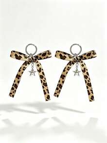 1 Pair American Vintage Leopard Print Bow Knot Personalized DIY Modification White Sneakers Board Shoes Wear-Resistant Decorative Replacement Accessories - Leopard Print - View 1