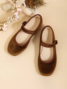 Elegant Girls' Mary Jane Flats For Mid-Child And Older Children, Suitable For Indoor Parties And Banquets In Autumn/Winter, Pairs Well With Dresses - Brown - View 5